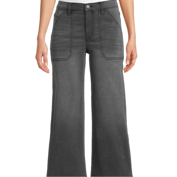 Time and Tru Women’s High Rise Wide Leg Cargo Utility Jeans - Picture 4 of 4